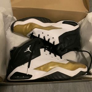Jordan B'Loyal 'White Black Gold'